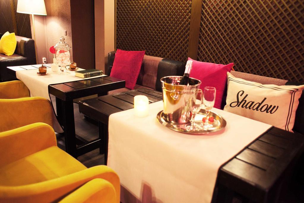 Shadow Boutique Hotel & Spa Chişinau Exteriör bild