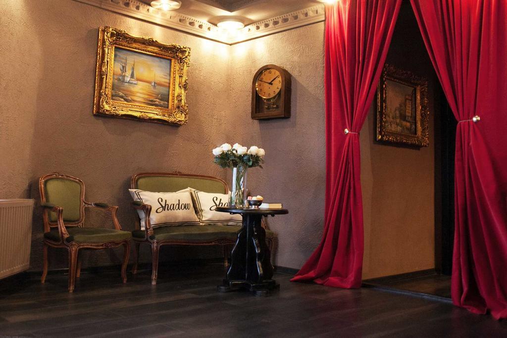 Shadow Boutique Hotel & Spa Chişinau Exteriör bild