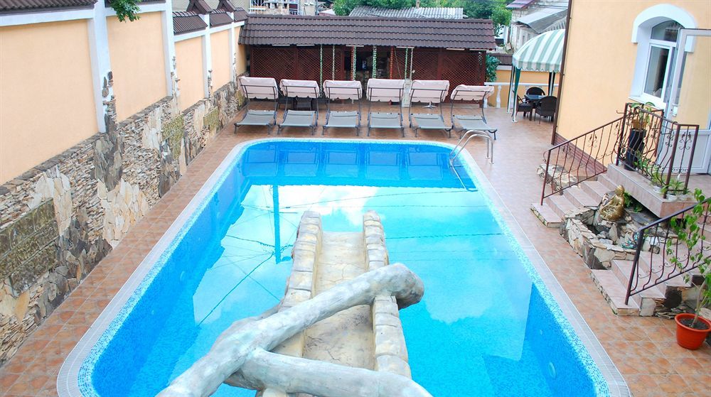 Shadow Boutique Hotel & Spa Chişinau Exteriör bild