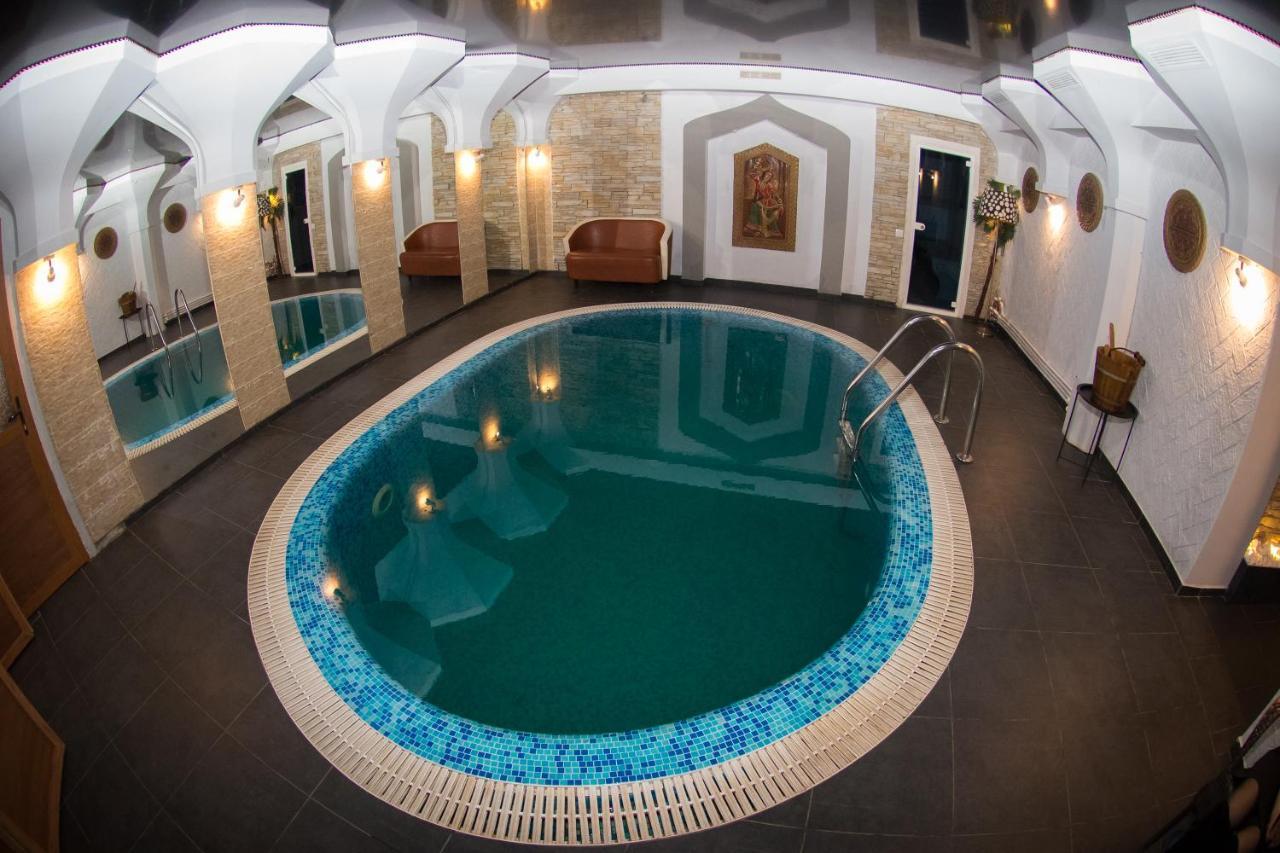 Shadow Boutique Hotel & Spa Chişinau Exteriör bild