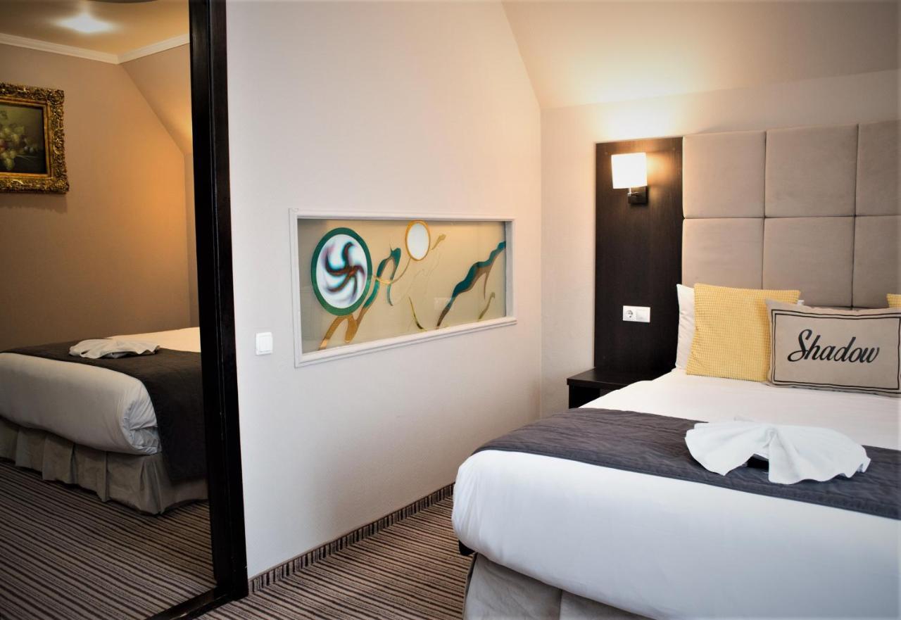 Shadow Boutique Hotel & Spa Chişinau Exteriör bild