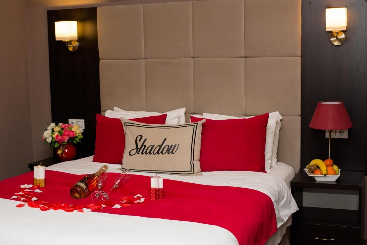 Shadow Boutique Hotel & Spa Chişinau Exteriör bild