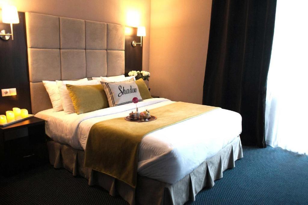 Shadow Boutique Hotel & Spa Chişinau Exteriör bild